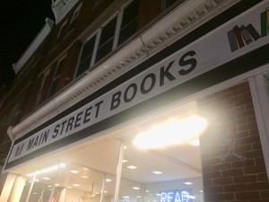 The Main Street Books storefront.